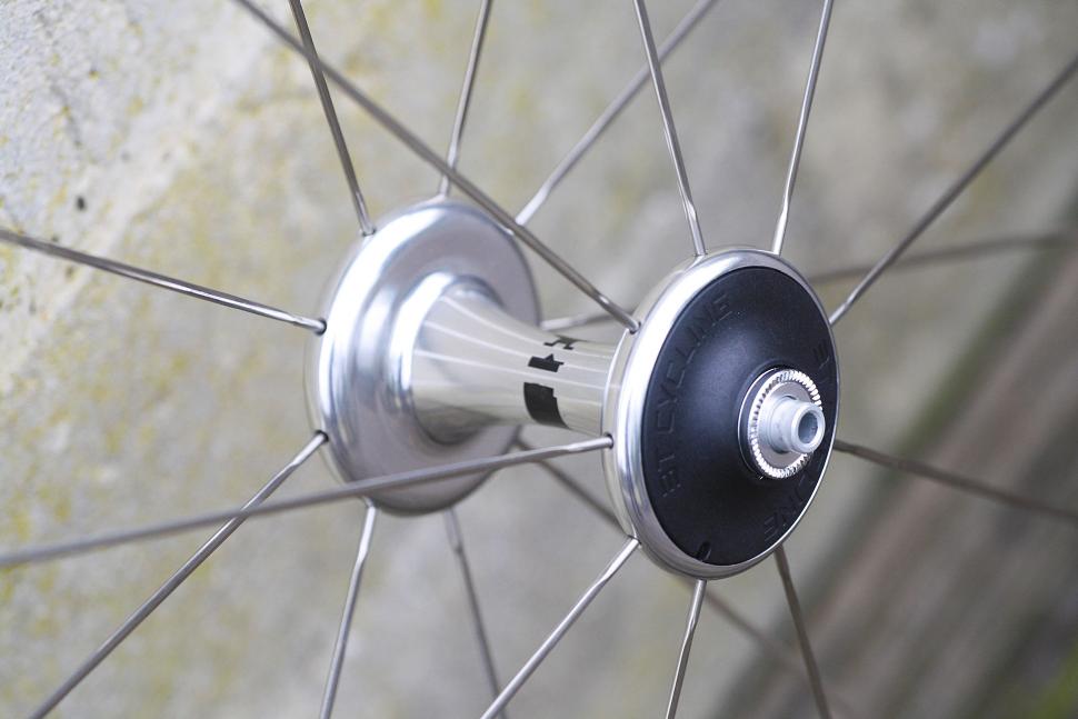 Just in: 3T Mercurio 40mm carbon tubular wheels | road.cc